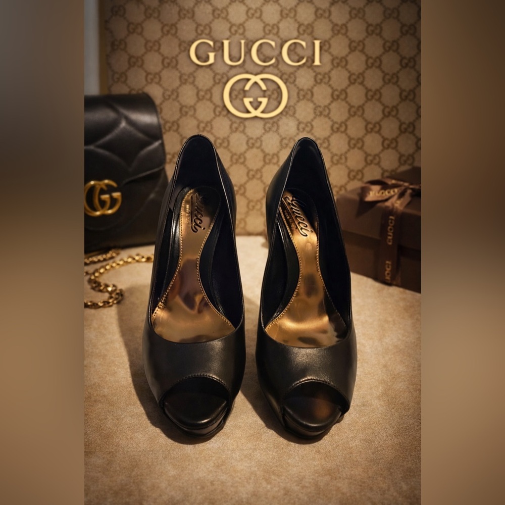 Gucci Pumps Sofia Diamante Black Platform  7.5